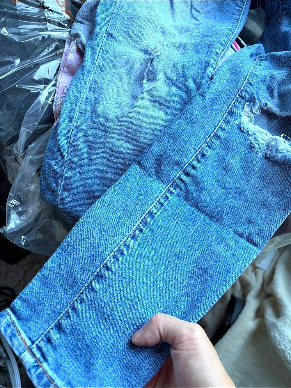 Gap Women's Distressed Skinny Jeans Blue Size 6 - Picture 3 of 5